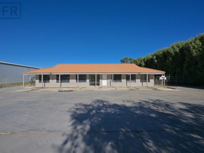 14 Crompton Road, Rockingham
