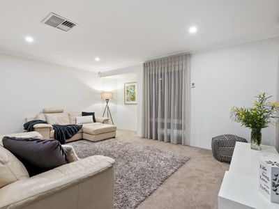 43 Evergreen Gardens, Carramar