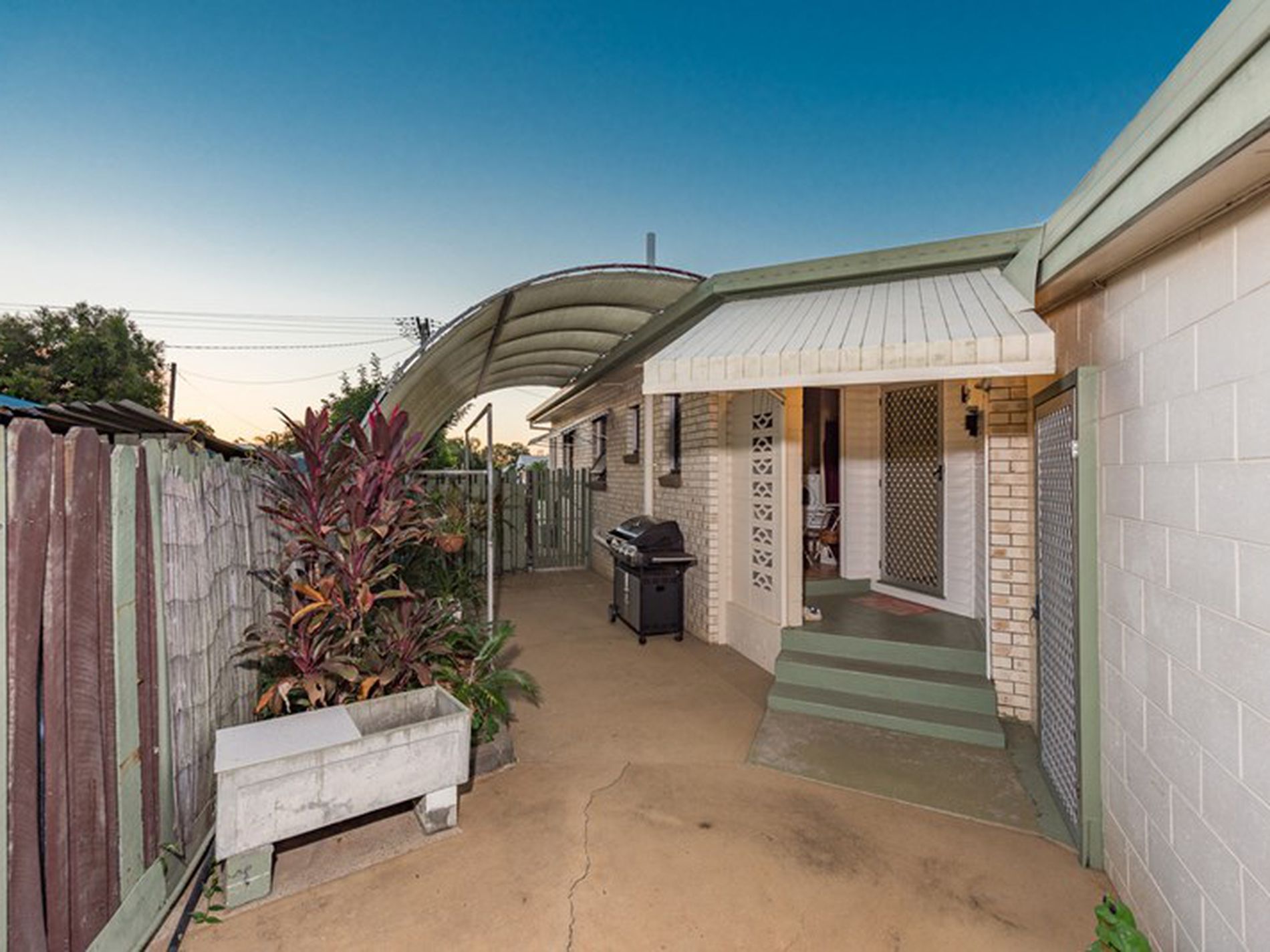 31 MORAN STREET, Svensson Heights