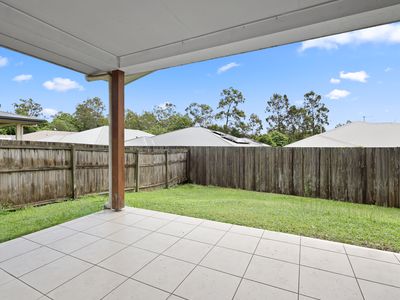 8 Gordon Drive, Bellbird Park