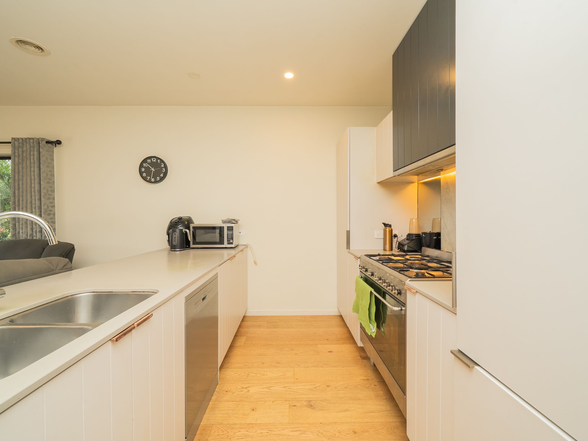 24 Clarendon Street, Avondale Heights