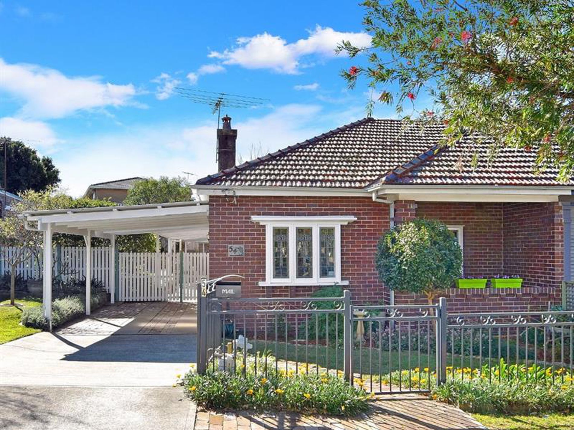 54 Tabrett Street, Banksia