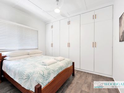 62 MACKEREL STREET, Woodgate