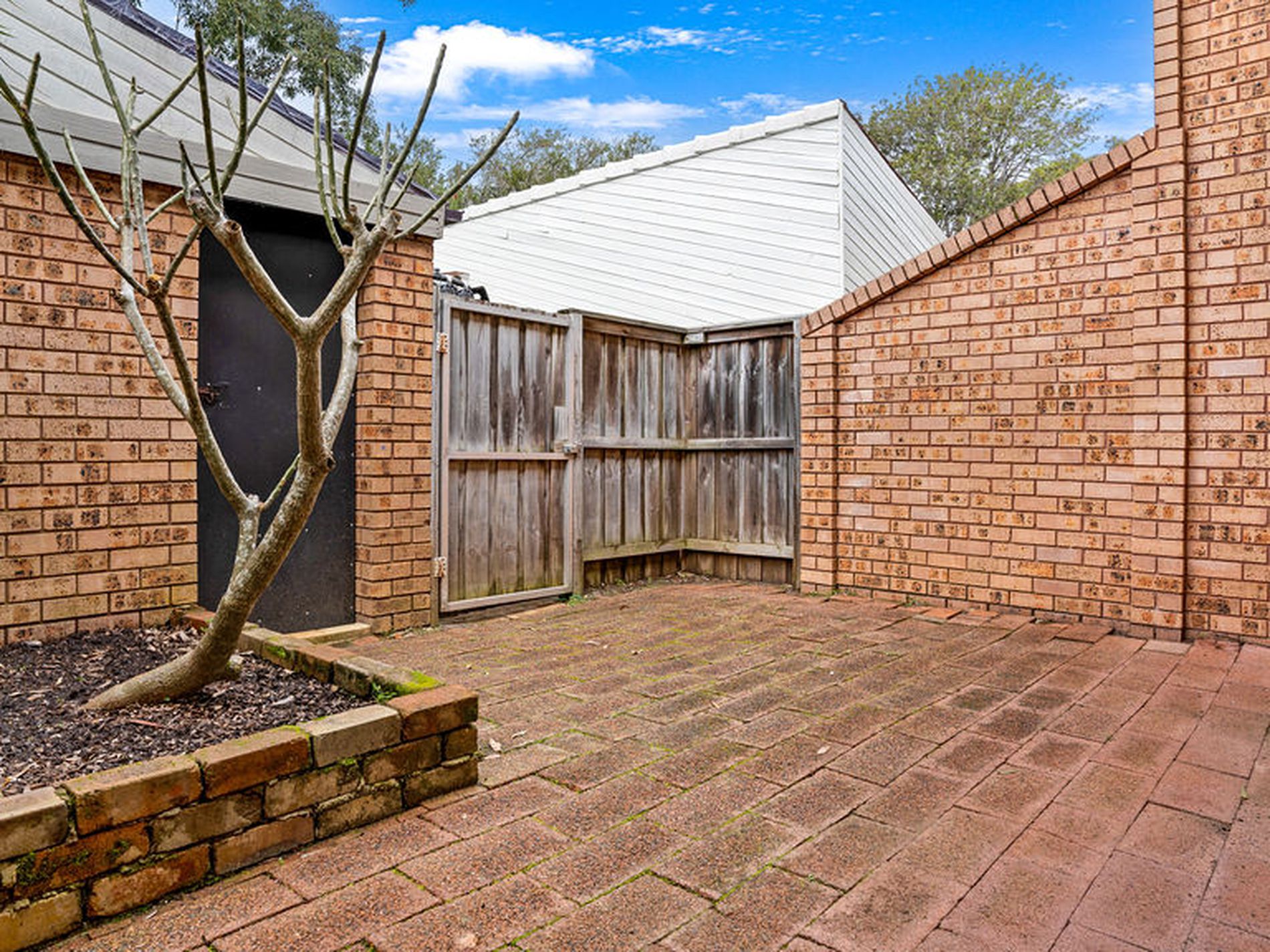 9 / 63-71 Macintosh Street, Forster