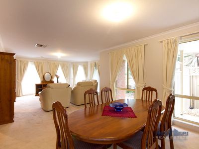 10 Hickory Drive, Narre Warren South