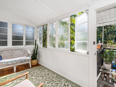 4 Clifford Street, South Golden Beach