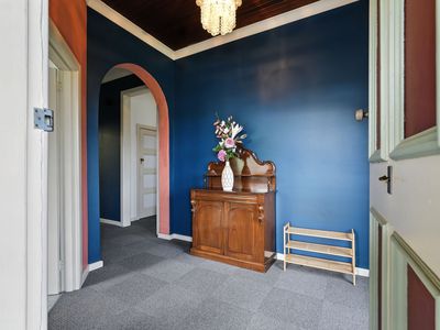 8 New Road, Franklin