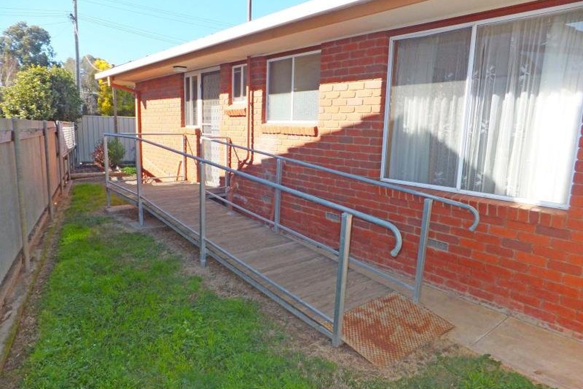 4 / 20 Lake Road, Kyabram