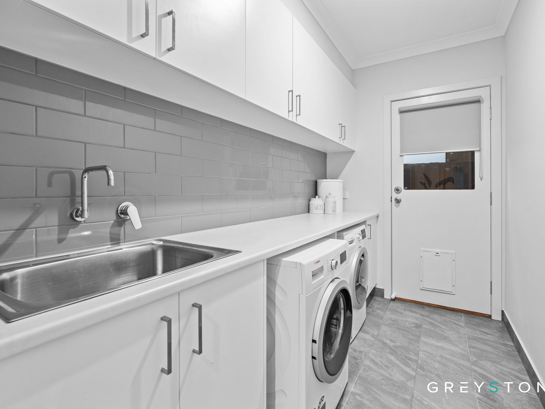 18 Cascade Drive, Aintree