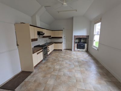 328 Myers Street, Geelong