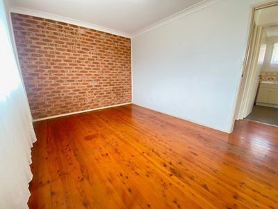 1 / 23 Barton Street, Oak Flats