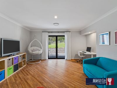 9 Scribbly Gum Crescent, Cooranbong