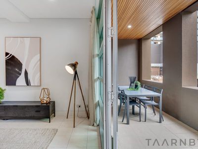 4 / 25 Hutt Street, Adelaide