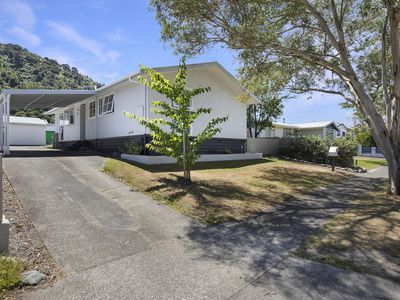 186 California Drive, Totara Park