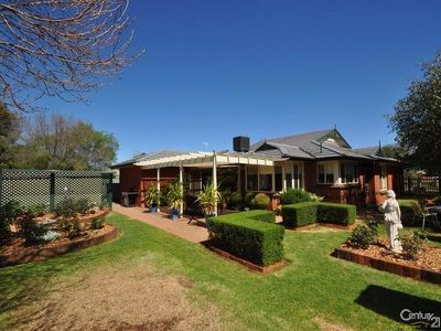 1 Westminster Court, Dubbo