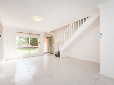 2 / 69 Greenview Avenue, Rochedale South