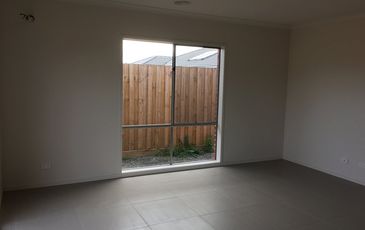 17 Egerton Street, Officer