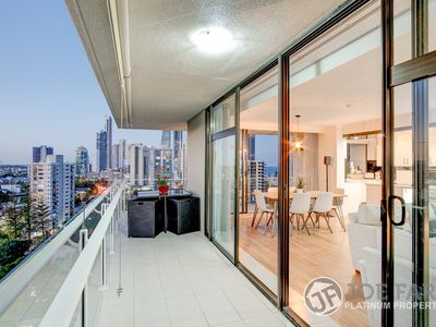 15D / 33 Thornton Street, Surfers Paradise