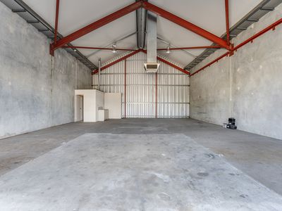 1 / 9 Capel Court, Bentley