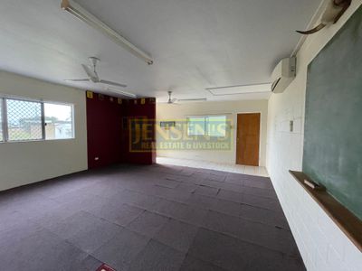 10 Towers Street, Grand Secret