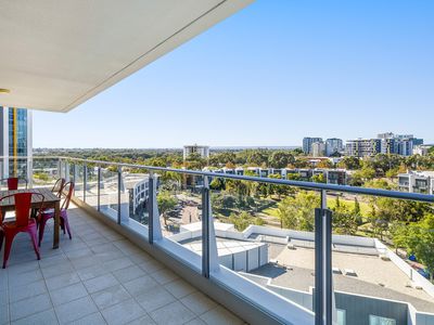 805 / 19 THE CIRCUS, Burswood