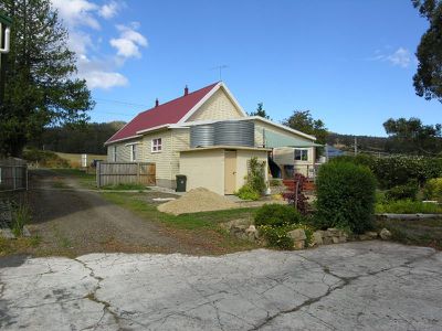 8241 Channel Highway, Cradoc