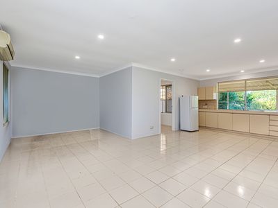 54 Moorpark Avenue, Yanchep