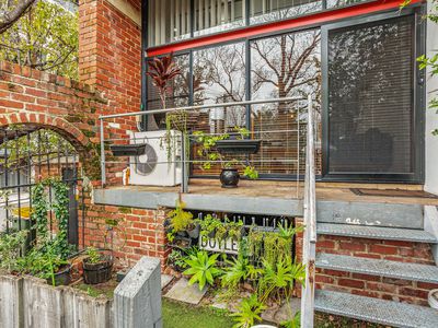 2 / 3 Greenway Street, Perth