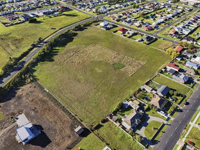 Lot 1 & 100, Anne and Davies Street, George Town