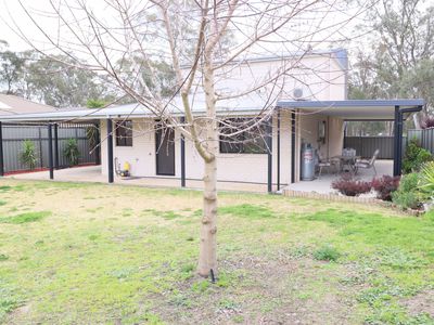 4 Redgum Court, Heathcote