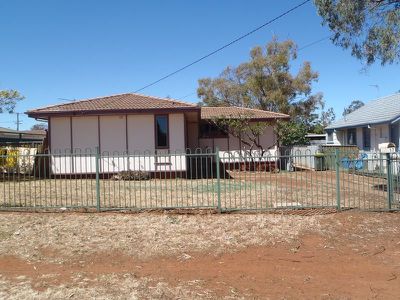 17 Houston Drive, Dubbo