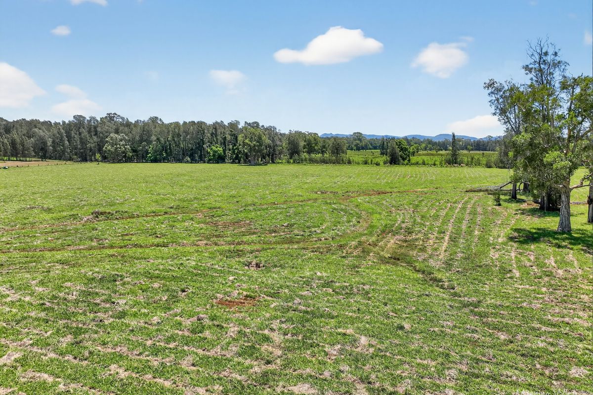 18 Clovernook Drive, Cundletown