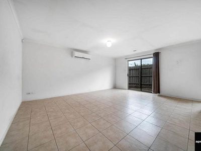 14 Whitehouse Avenue, Truganina