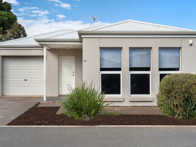 10 / 40 York Terrace , Salisbury