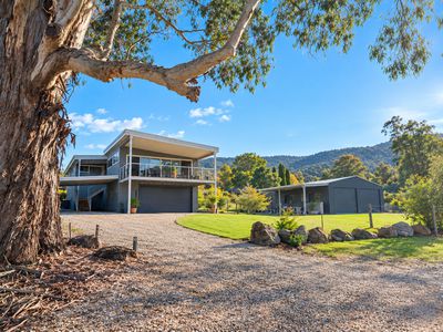 27 Heberles Road, Tawonga South