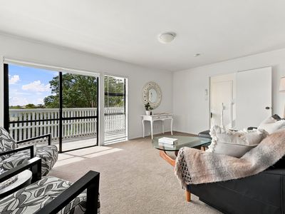 1/96 Alton Avenue, Hillcrest