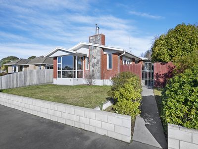 10 Helmsdale Street, Burwood