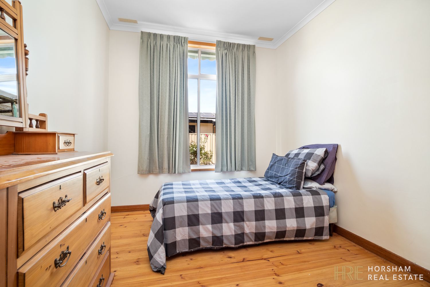 5 Rennison Street, Horsham