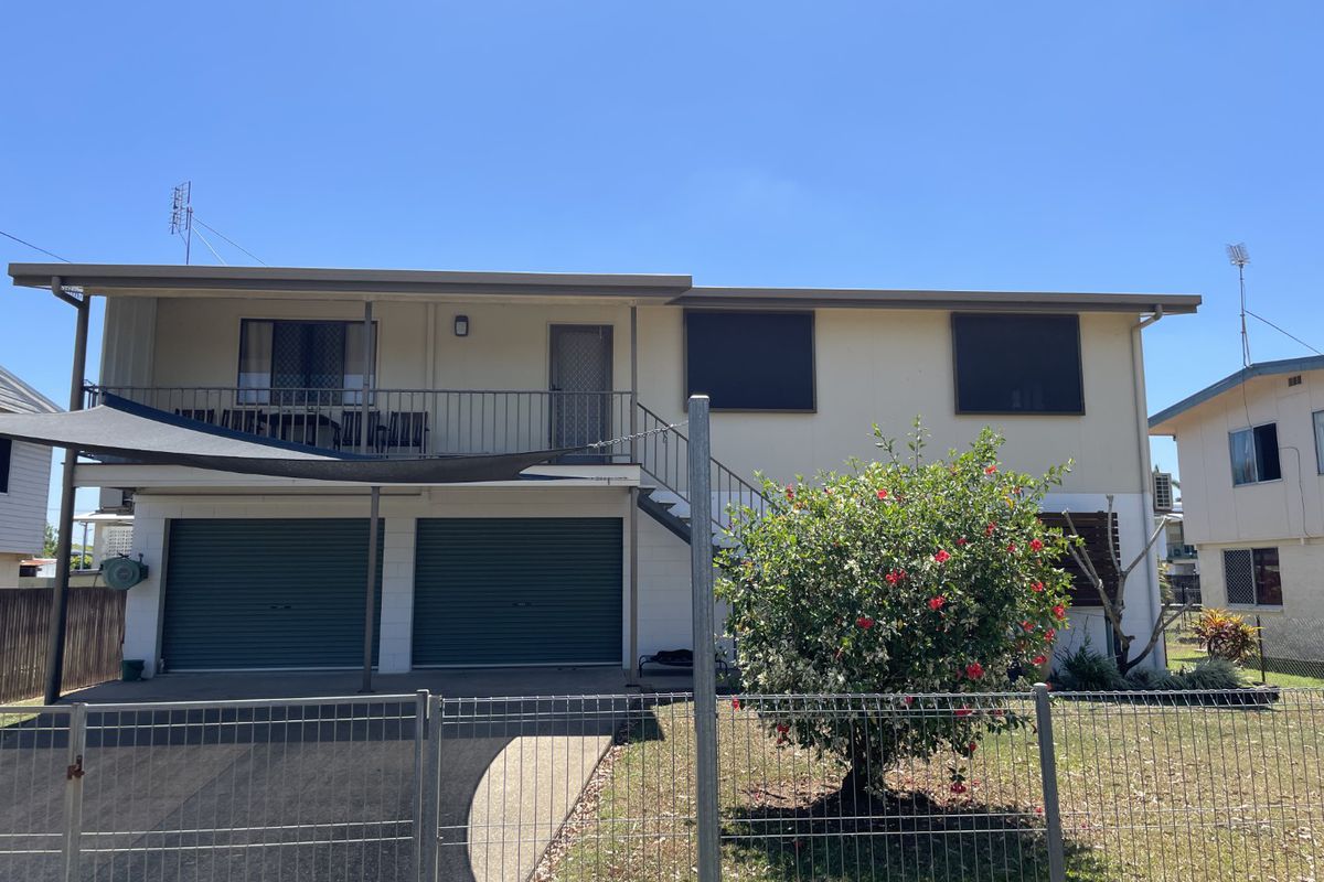 Large Family Home & Pool