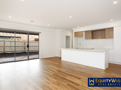 4 Lay Street, Tarneit