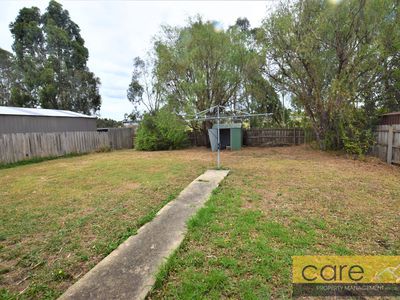 39 Meredith Crescent, Hampton Park