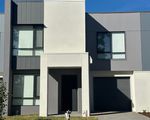 67 Thistle Place, South Morang