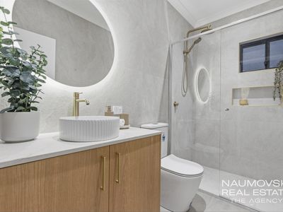 1 / 23 Peppering Way, Westminster