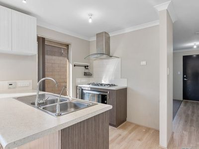 5 Casterton Road, Byford