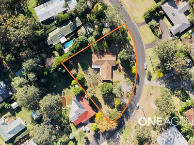 8 Lochaven Drive, Bangalee