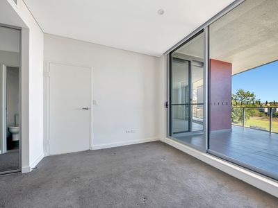 301 / 2 Affleck Circuit, Kellyville