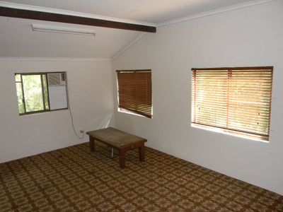 32 McGinn Road, Gheerulla