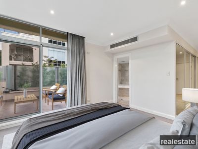 33 / 20 Royal Street, East Perth