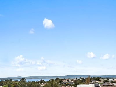 2 / 1 Backhouse Road, Lake Heights