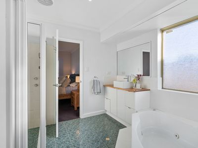 3 Caravel Way, Halls Head